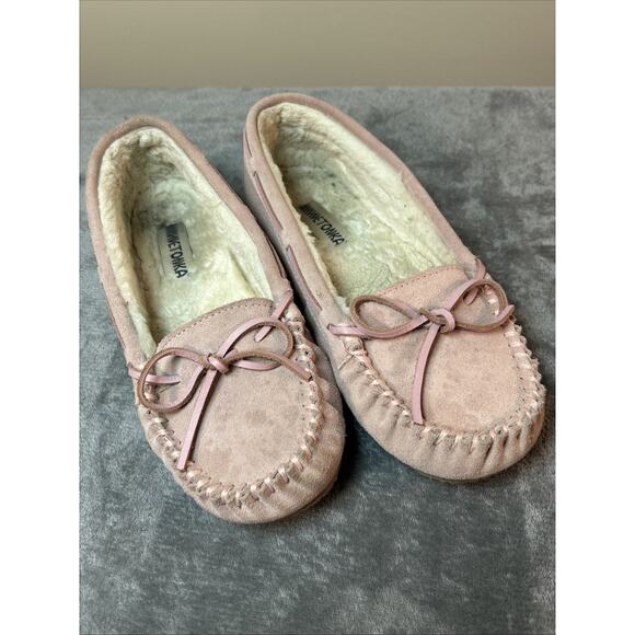 Women’s Minnetonka Cally Slipper Size 10 Pink Suede - Picture 1 of 10